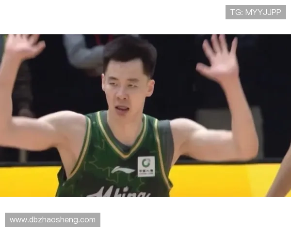 郭昊文受伤佩护具同曦季后赛无望